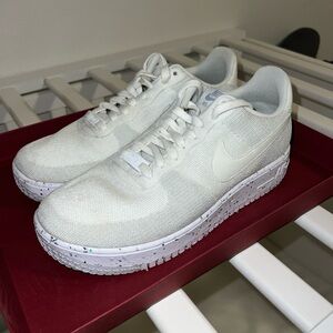 Nike Flyknit - Size 10 - Excellent Condition